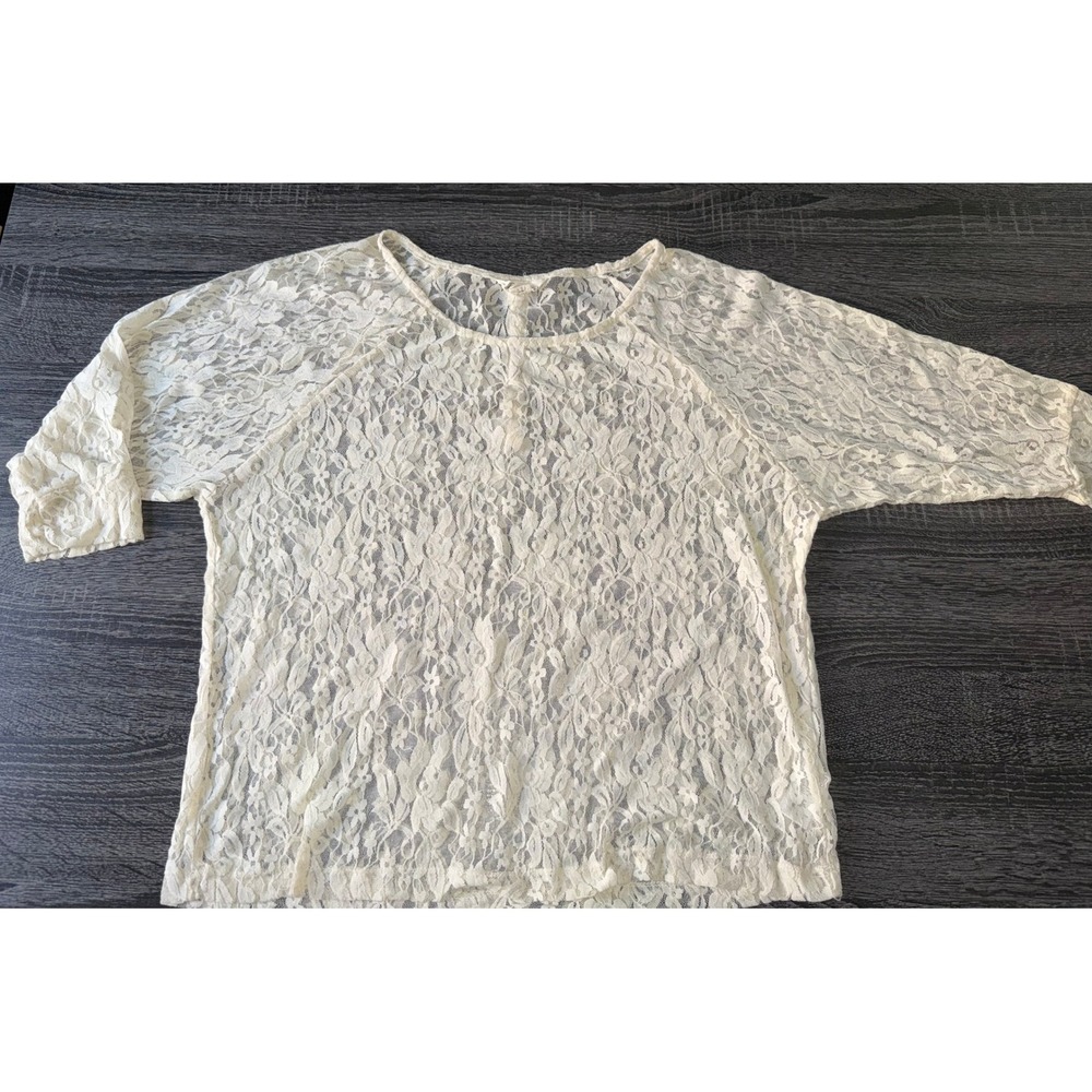 Forever21 Womens Ivory Lace Sheer Top Medium 3/4 Sleeve Boho Romantic Casual